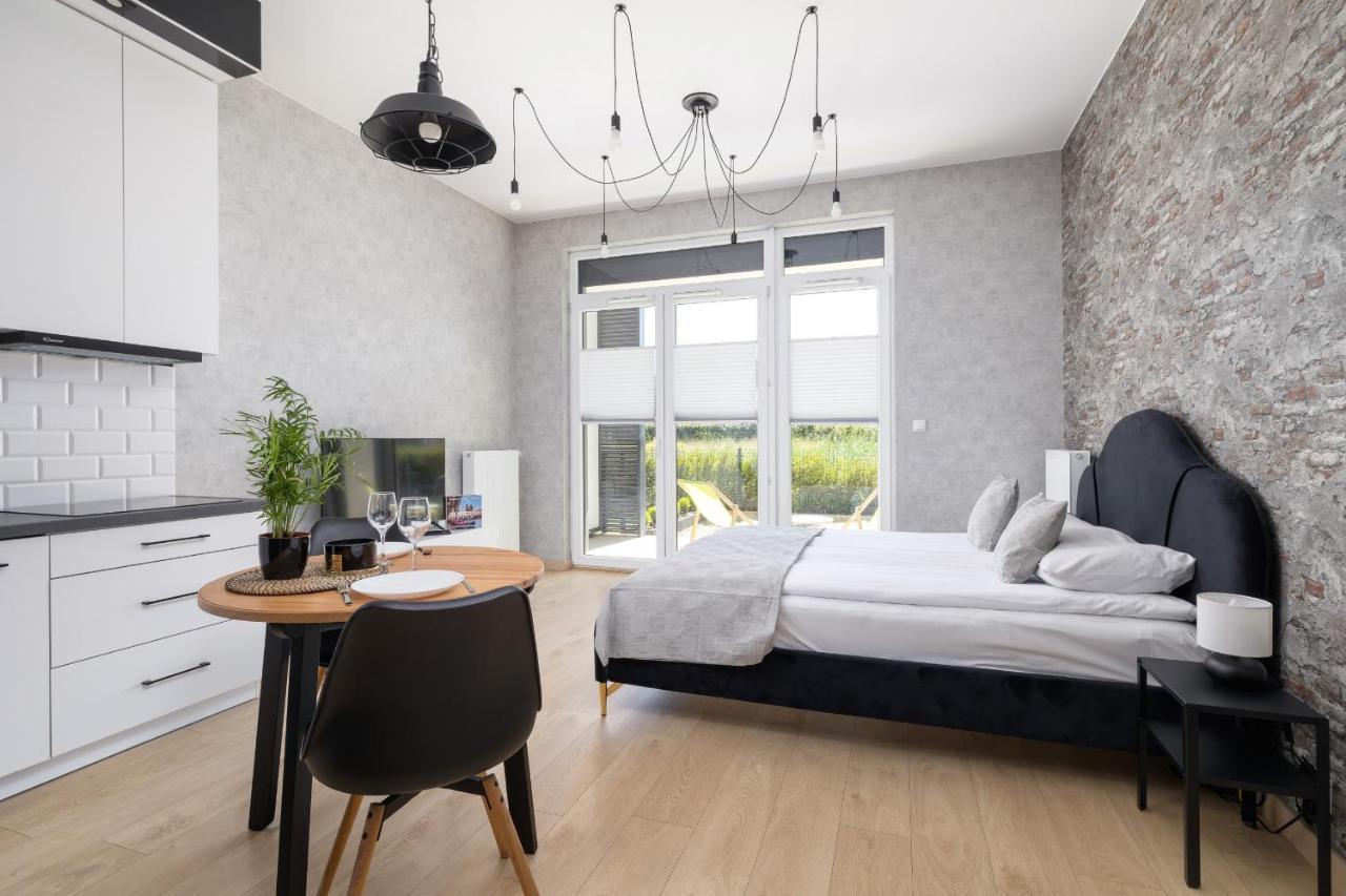 Krakow Studio With Parking & Terrace Near Zalew Bagry By Renters Prestige Екстериор снимка