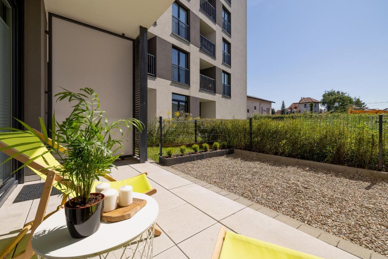 Krakow Studio With Parking & Terrace Near Zalew Bagry By Renters Prestige Екстериор снимка